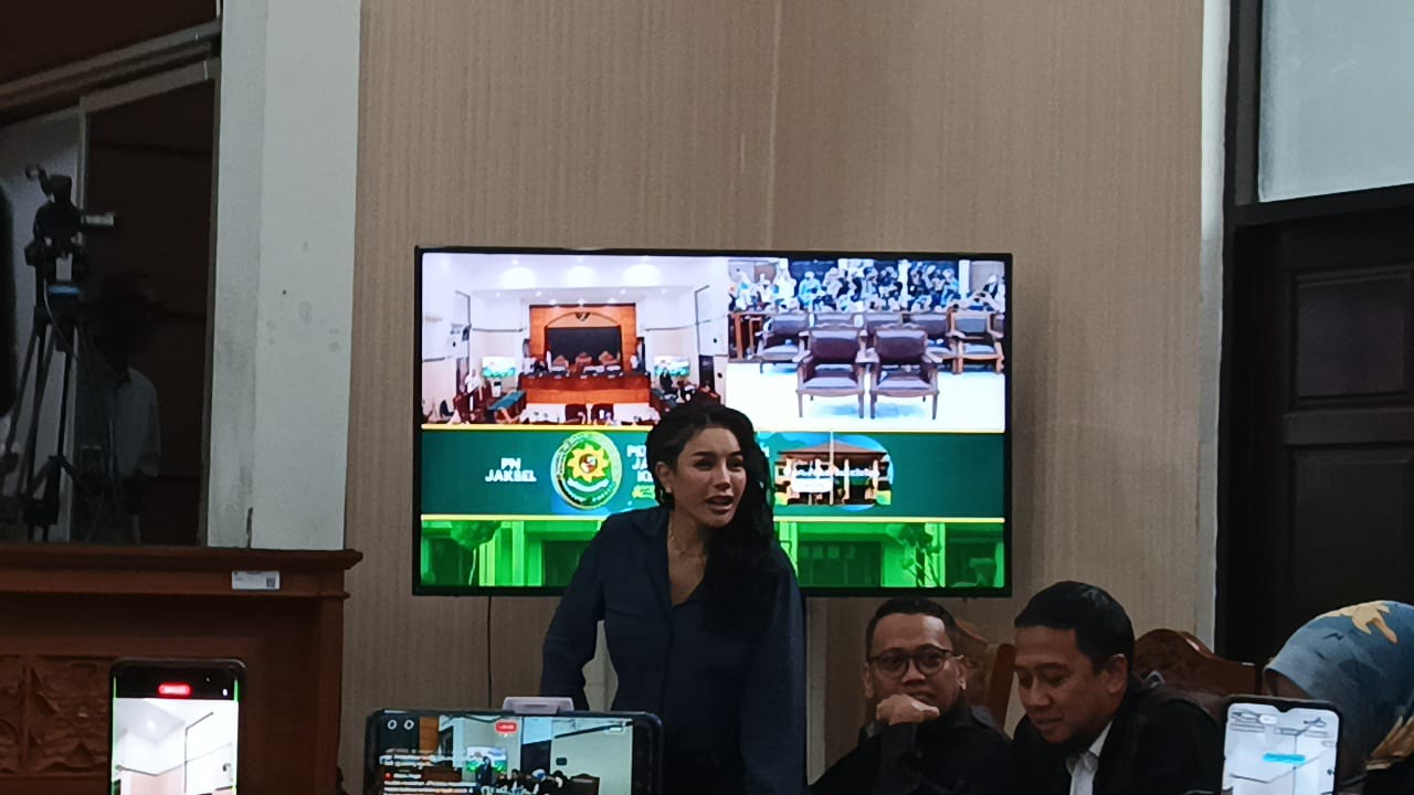 Sidang lanjutan Nikita Mirzani perkara dugaan pemerasan dan tindak pidana pencucian uang (20/10) [FTNews/Selvianus Kopong Basar]